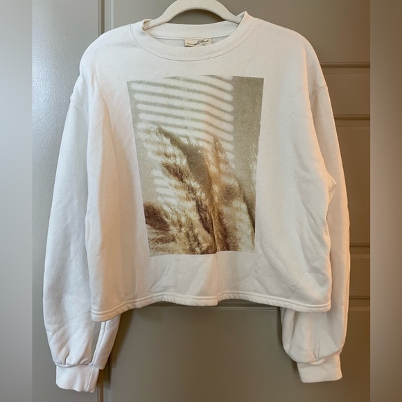 Target Universal Thread Cropped Graphic Sweatshirt - Picture 3 of 6